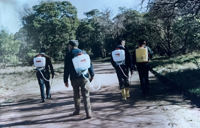 Landholders spraying at Bunjil Caves Reserve 2000